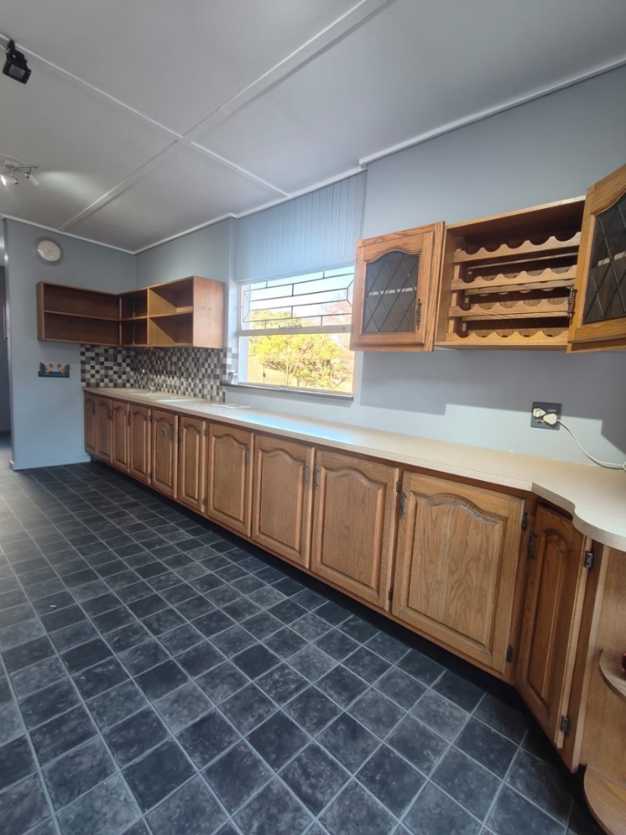 To Let 4 Bedroom Property for Rent in Sasolburg Ext 15 Free State